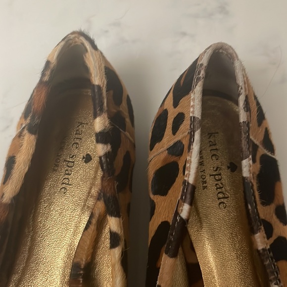 KATE SPADE Eryn Leopard Chain Link Pointed Flats - Picture 6 of 11